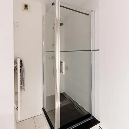 With Basement Parking تولوز